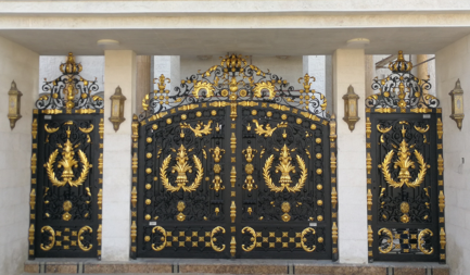 Gate 03
