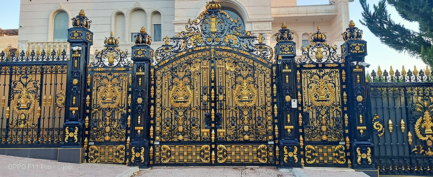 Gate 01